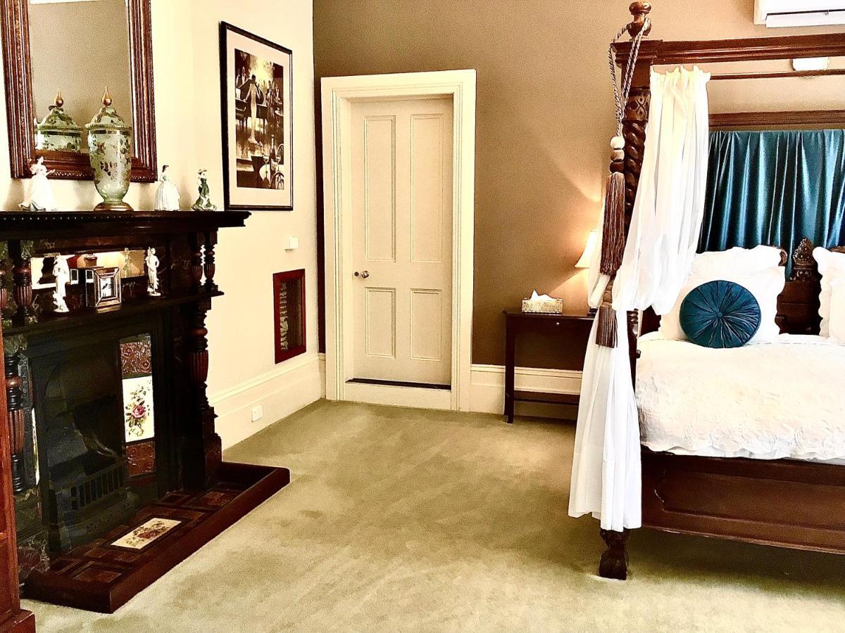 Bed and Breakfast Kurrajong House Лонсестон Экстерьер фото